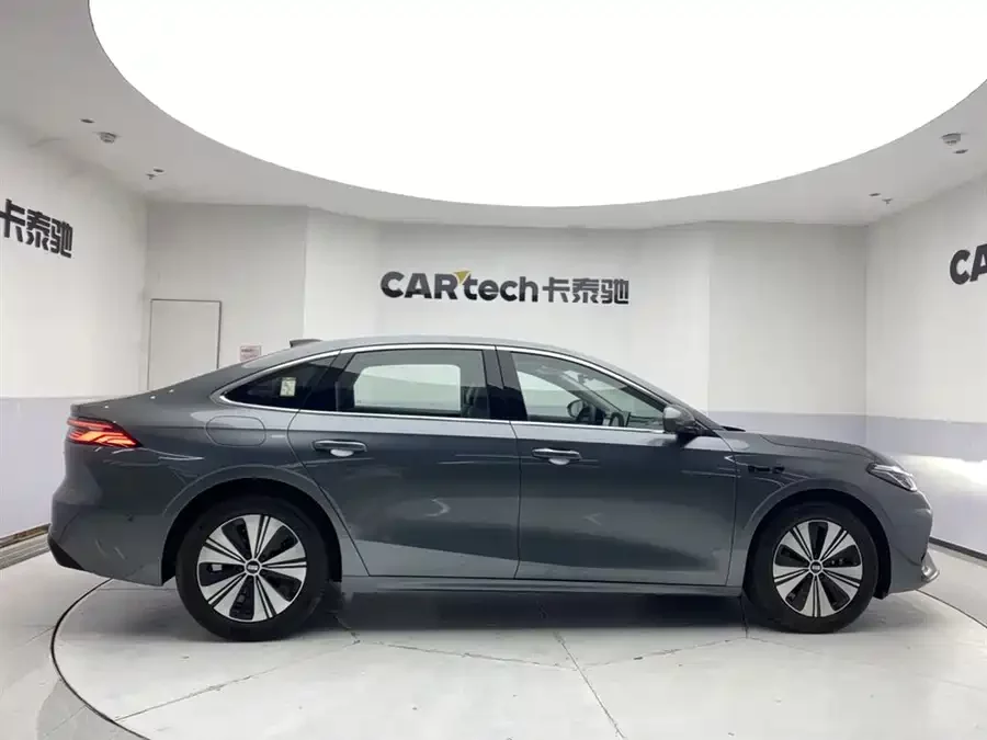 Geely Galaxy A7 EM