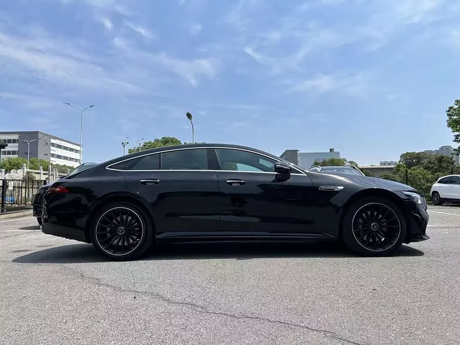 Mercedes Benz AMG GT