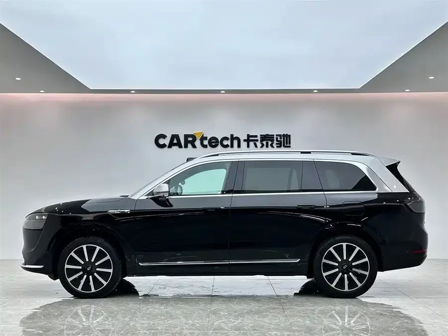 AITO Wenjie M9