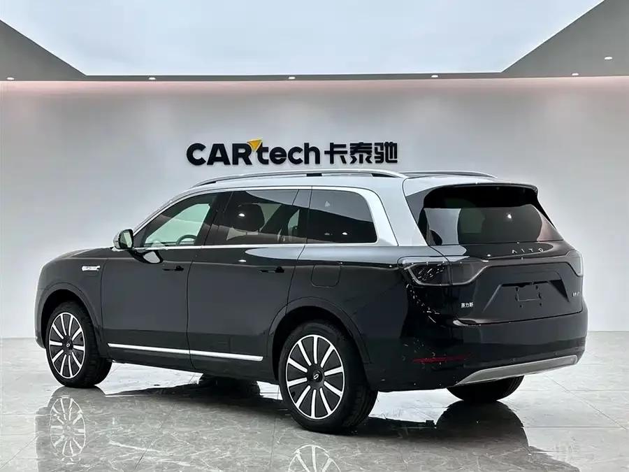 AITO Wenjie M9