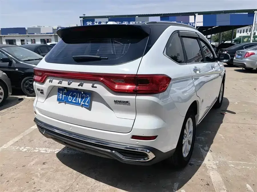 Haval M6