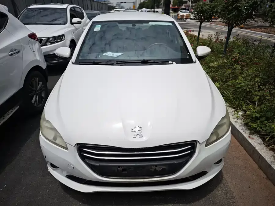 Peugeot 301