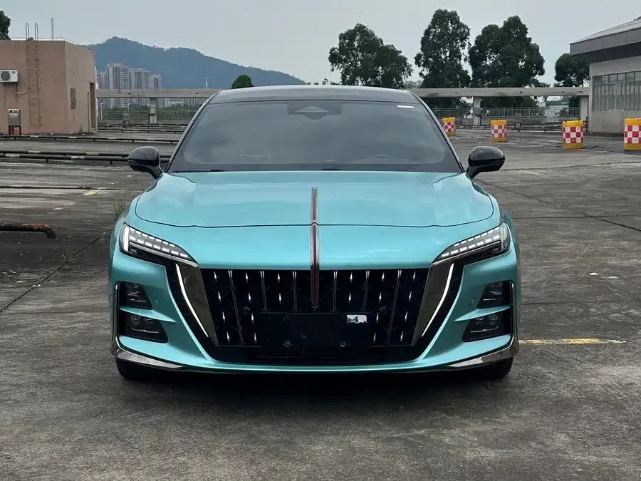 Hongqi H6