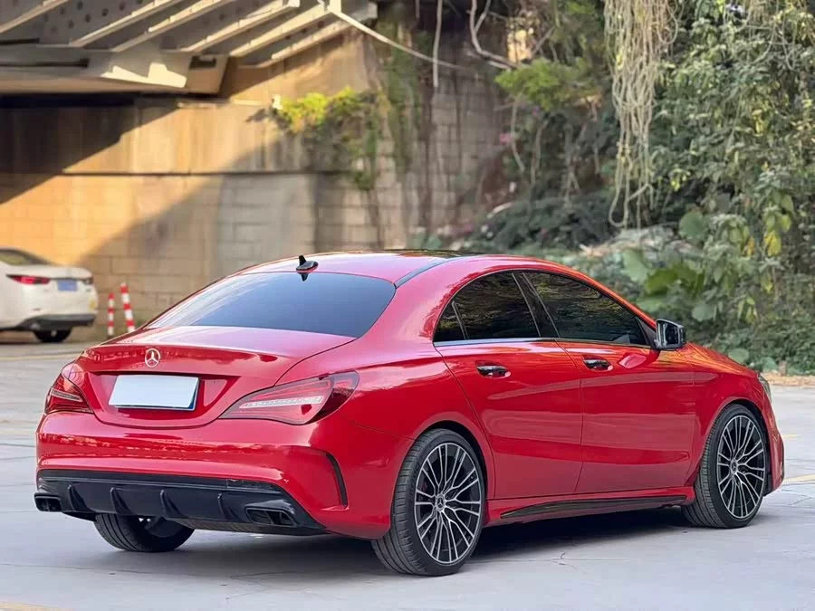 Mercedes Benz CLA AMG