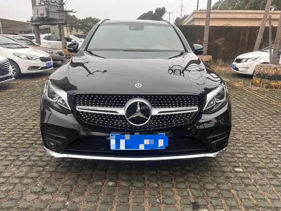 Mercedes Benz GLC