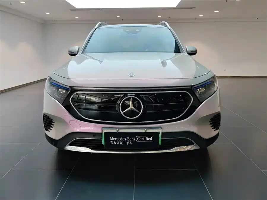 Mercedes Benz EQB