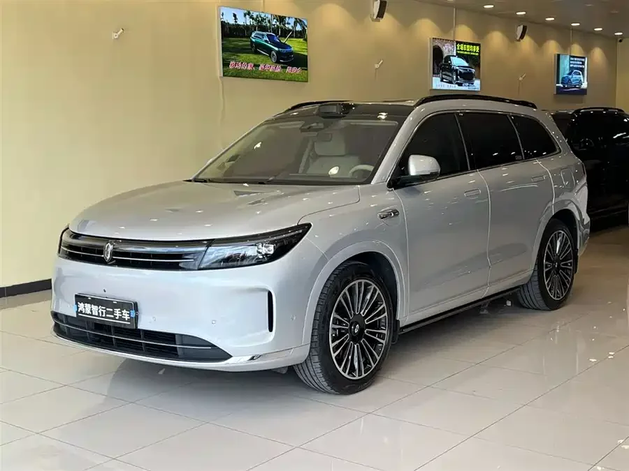AITO Wenjie M7