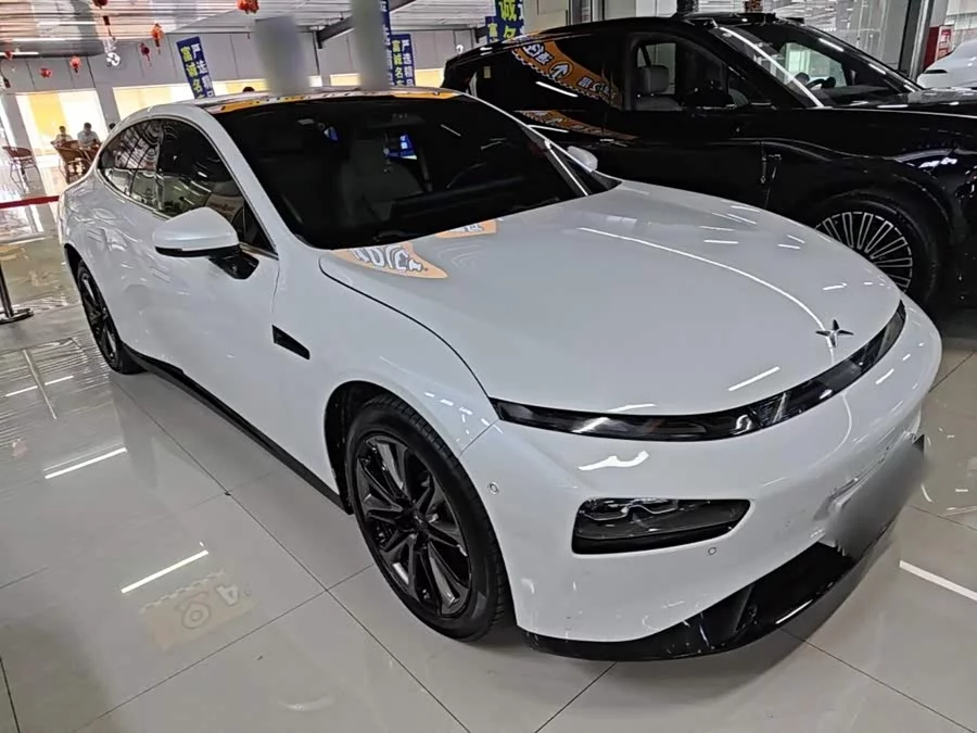 Xpeng P7