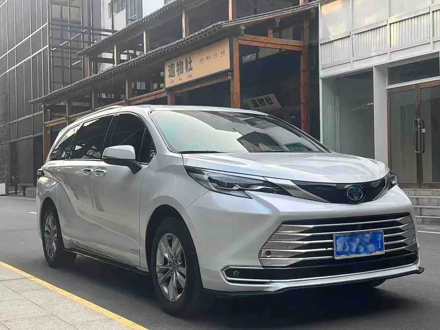 Toyota SIENNA