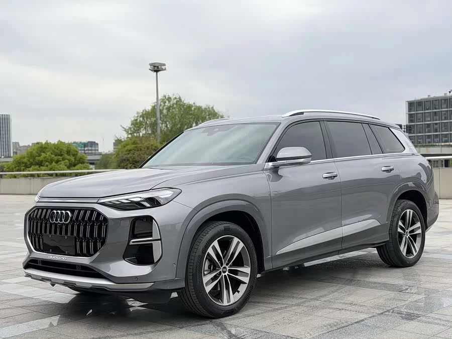 Audi Q6