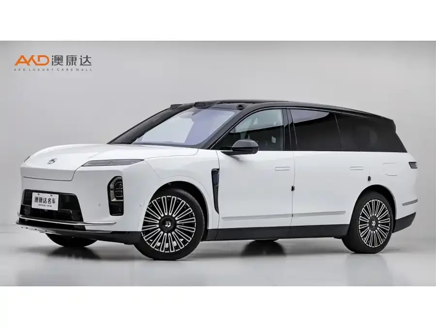 NIO ES8