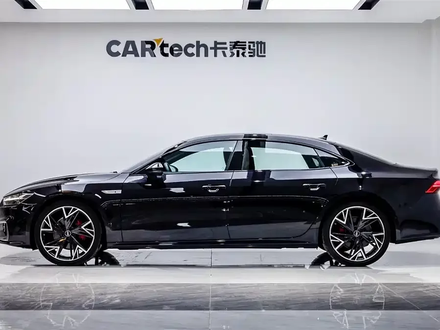 Audi A7L