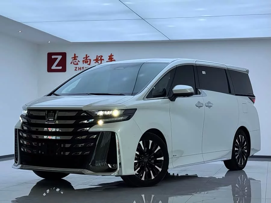 Toyota Crown Vellfire