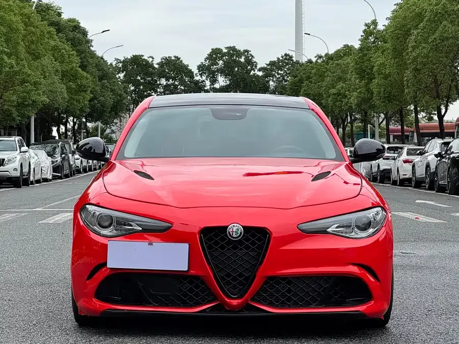 Alfa Romeo Giulia