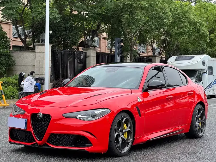 Alfa Romeo Giulia