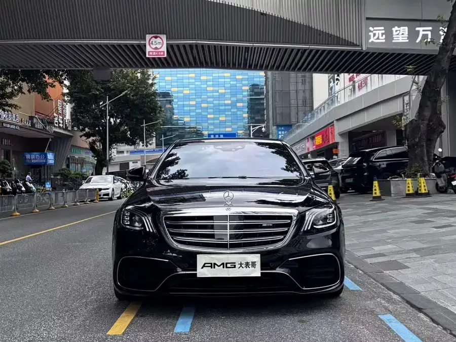 Mercedes Benz S-Class AMG