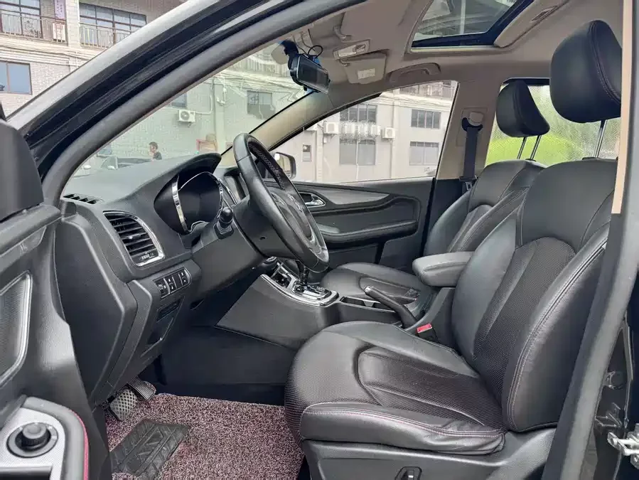 Baojun 560