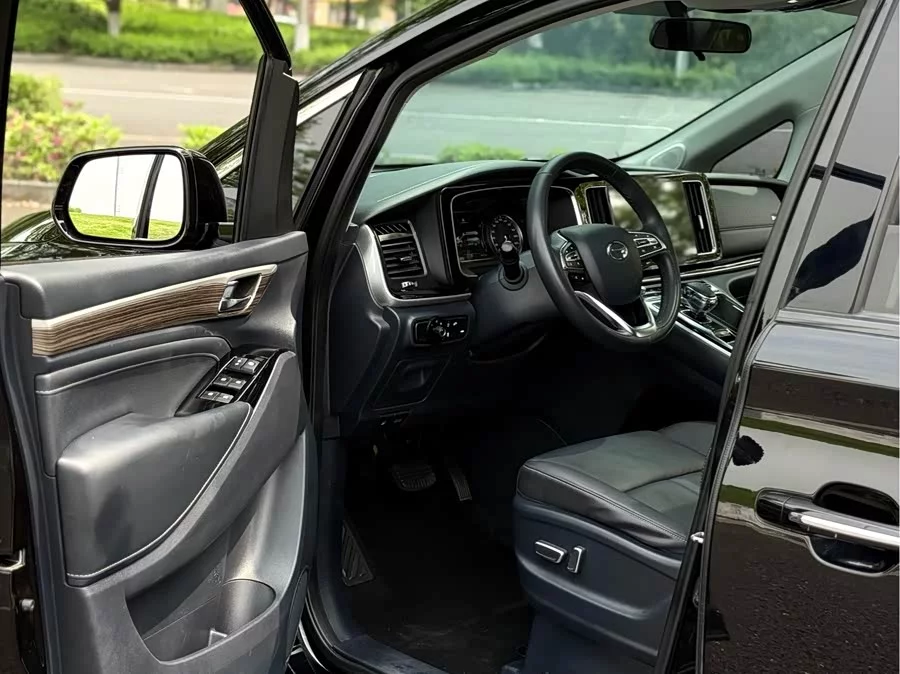 GAC Trumpchi M8