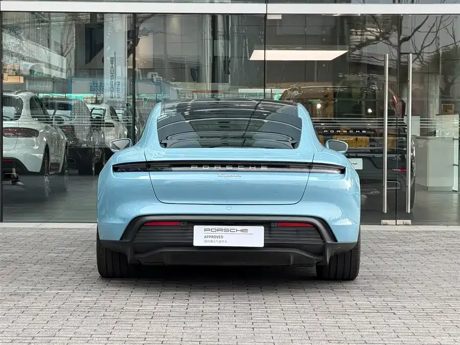 Porsche Taycan