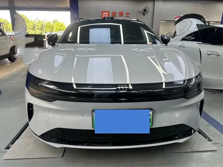 Zeekr 007GT