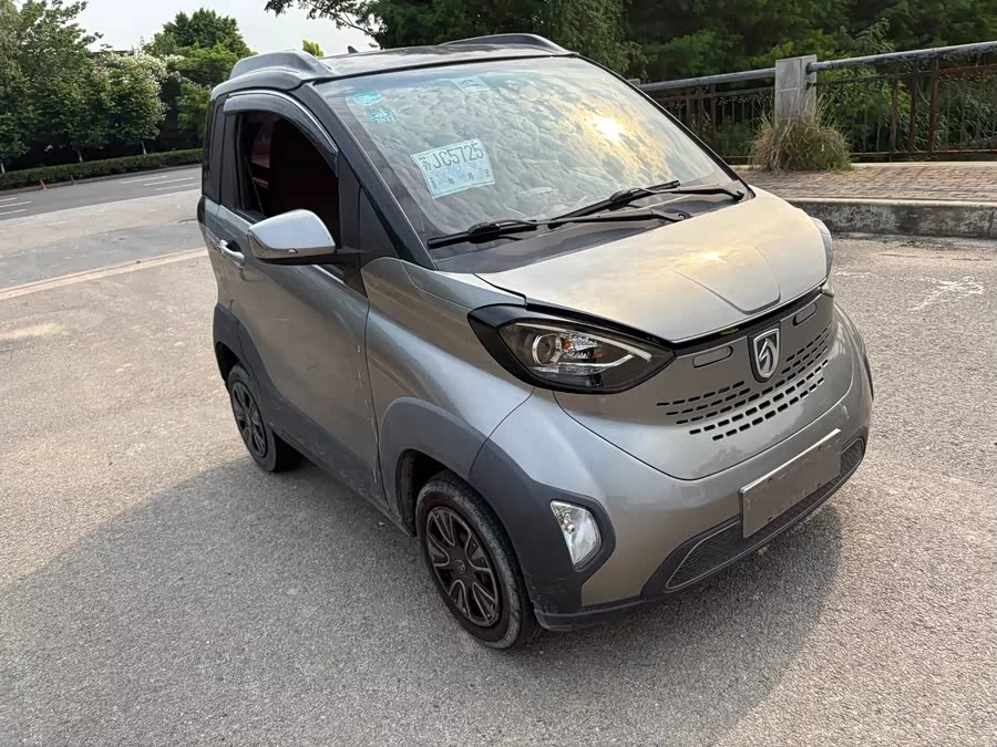 Baojun E100