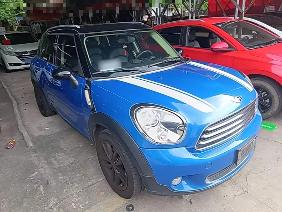 MINI COUNTRYMAN