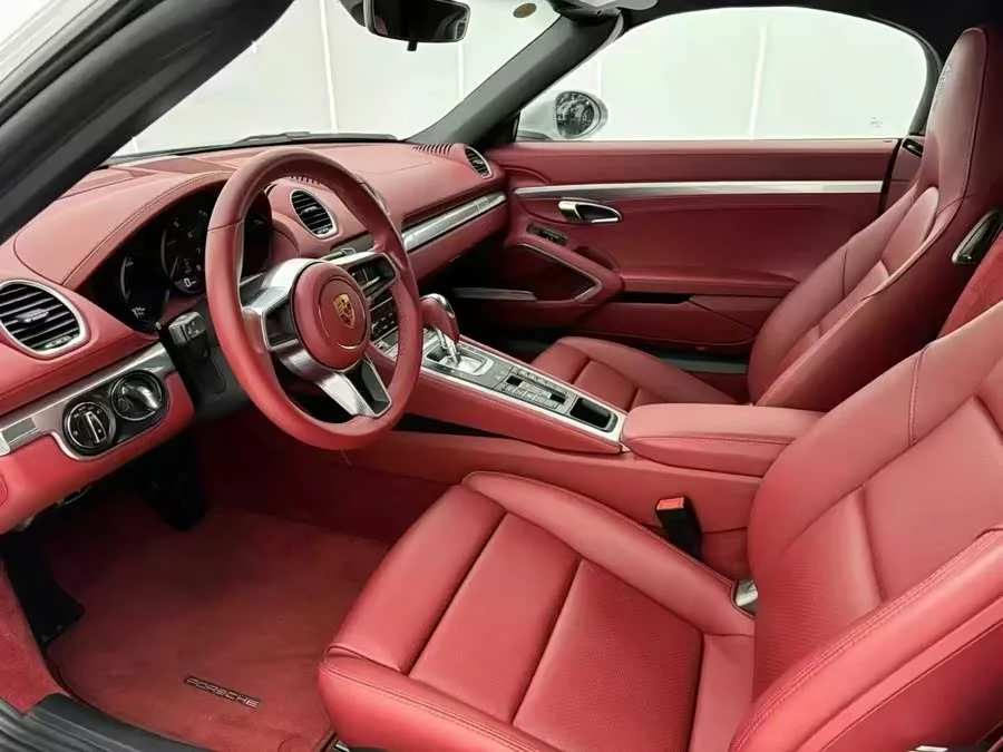 Porsche 718