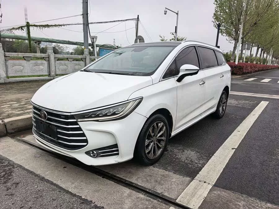 BYD Song MAX