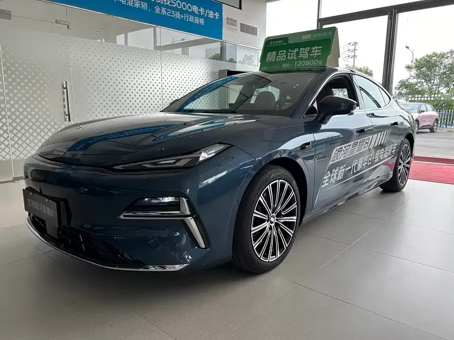 Geely Galaxy Star 8
