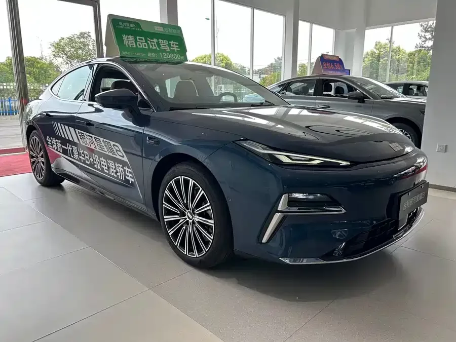 Geely Galaxy Star 8