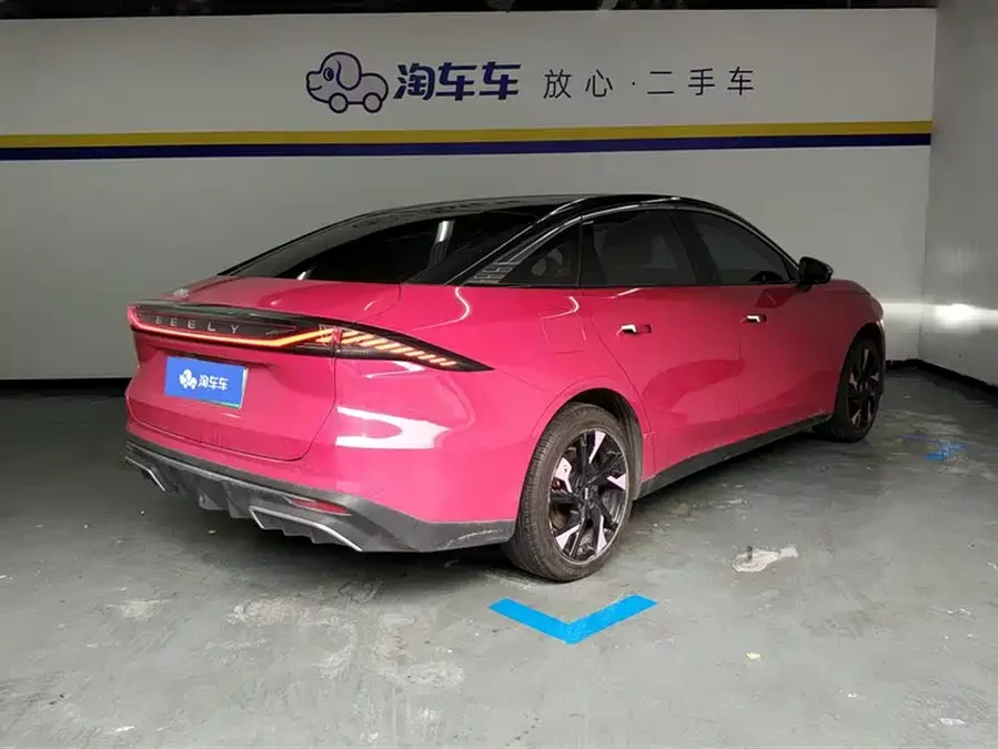 Geely Galaxy L6