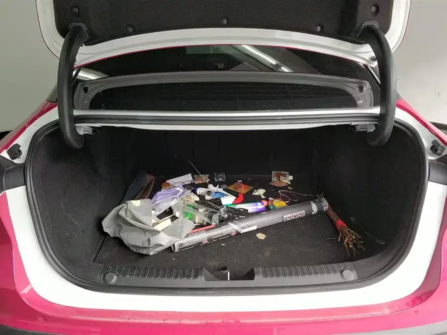Geely Galaxy L6
