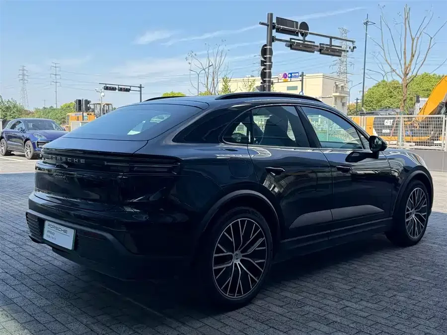 Porsche Macan New Energy