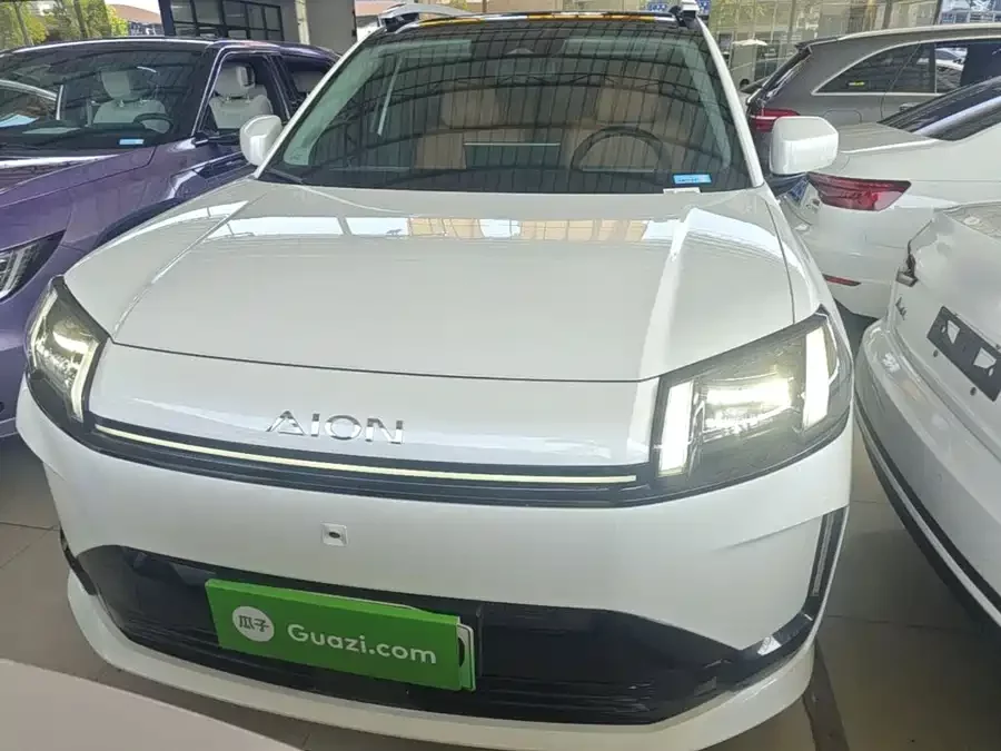 Aion V