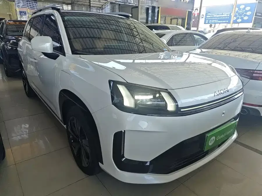 Aion V