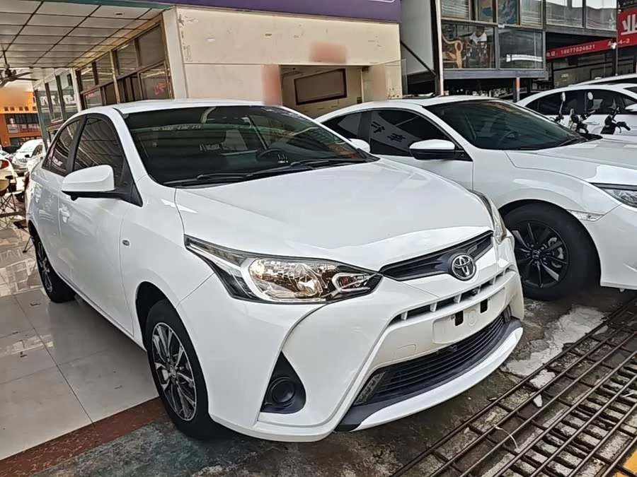 Toyota YARiS L Enjoy