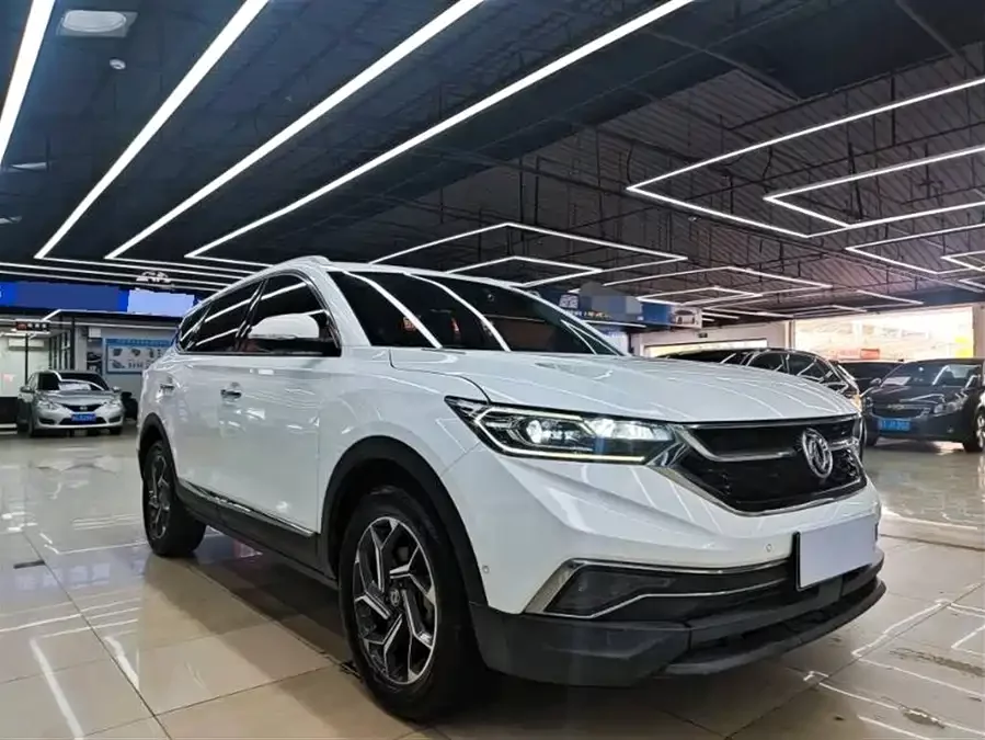 Dongfeng AX7