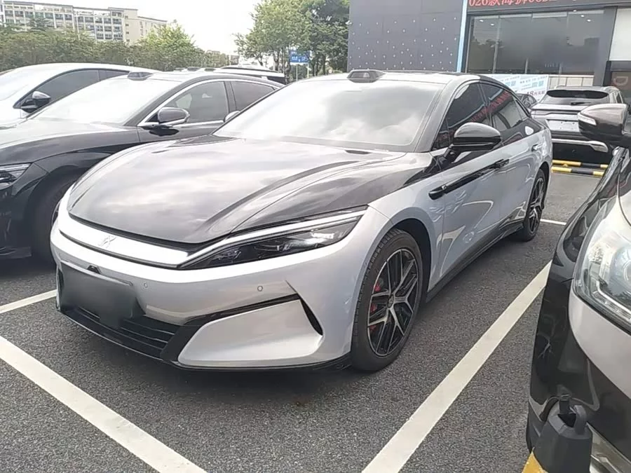 BYD Han L