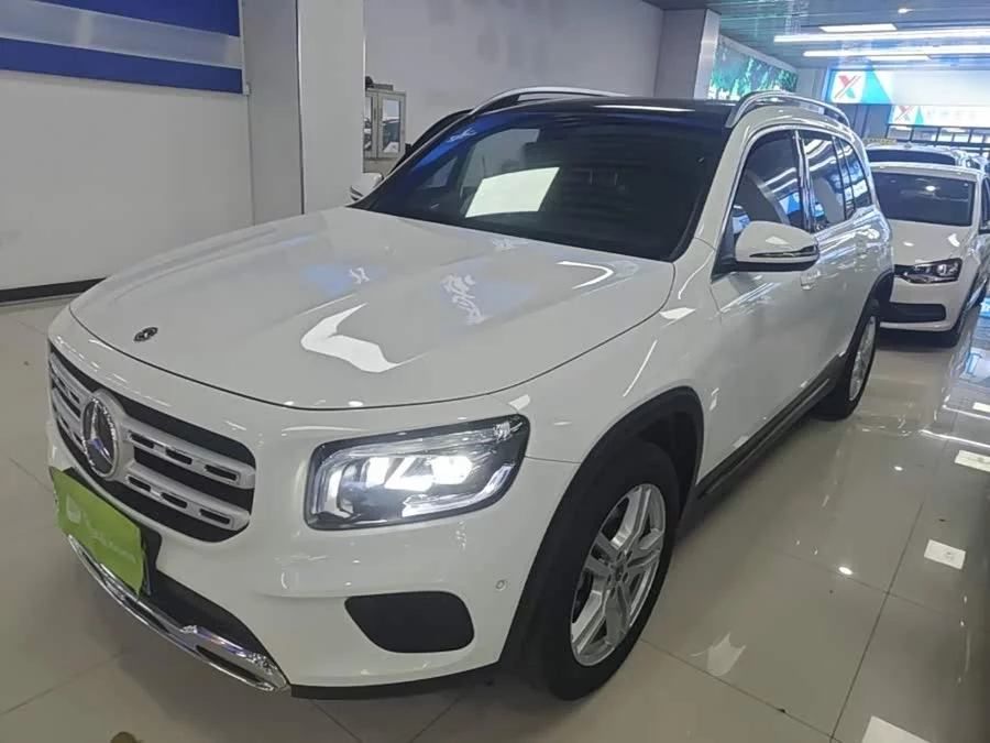 Mercedes Benz GLB