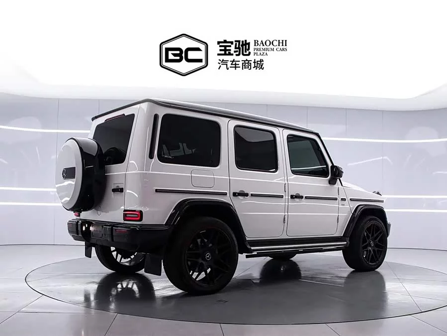 Mercedes Benz G-rated