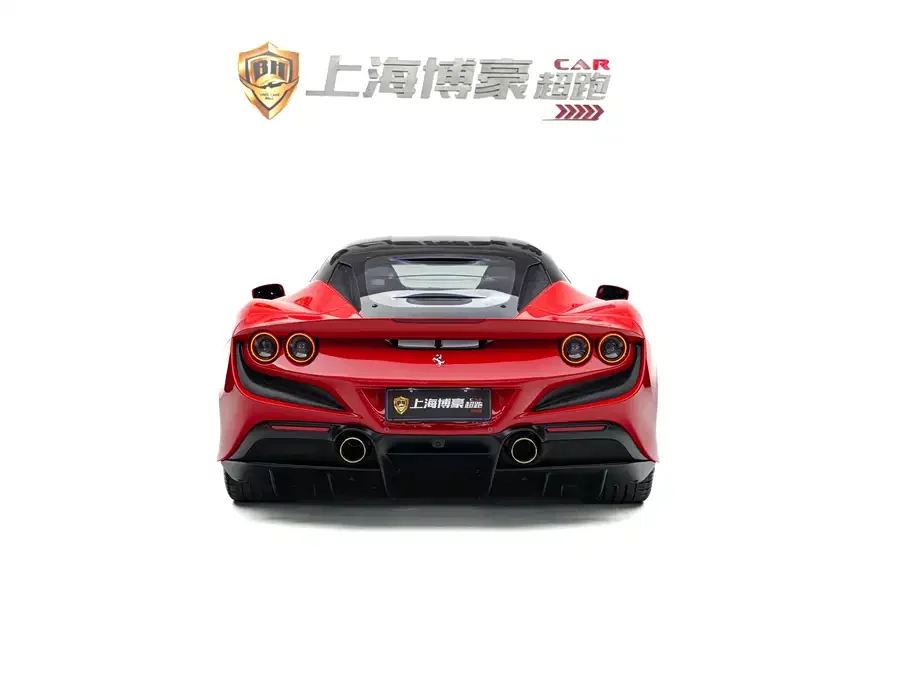 Ferrari F8