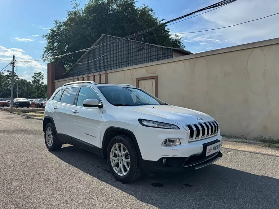 Jeep Cherokee