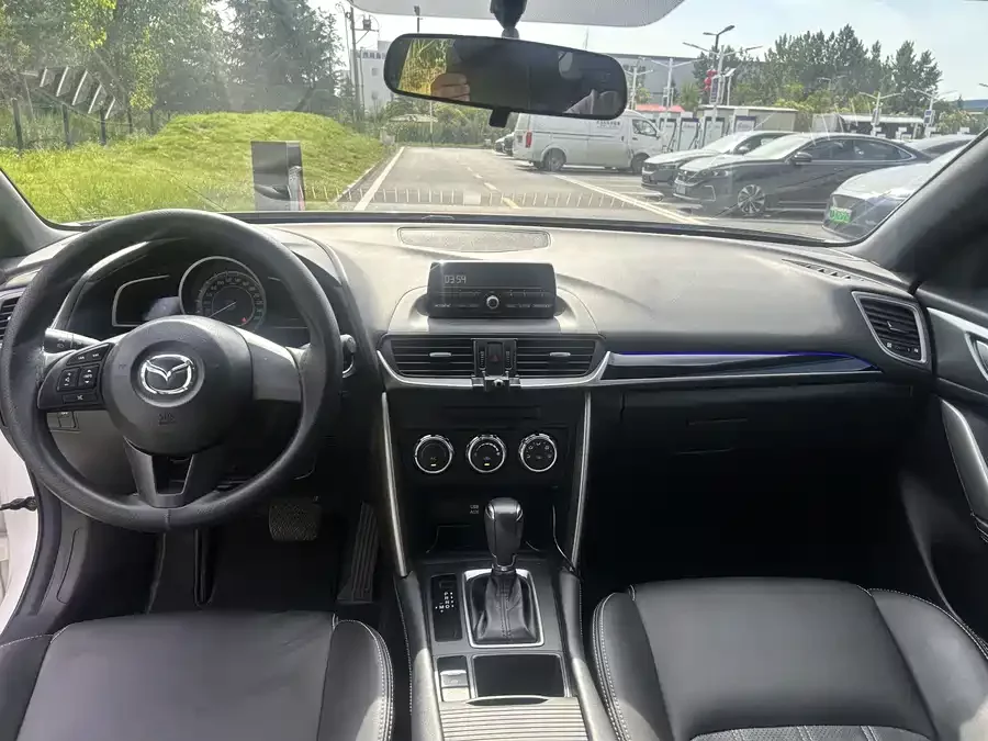 Mazda CX-4