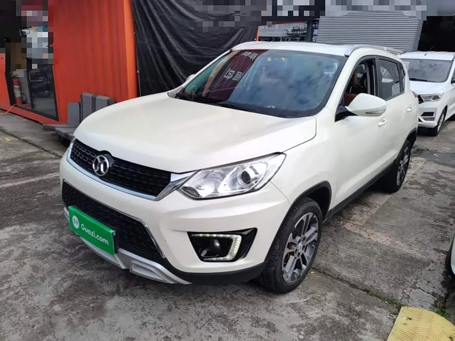 BAIC Saab X35