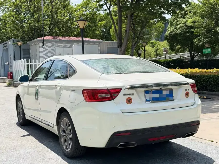 Geely Borui