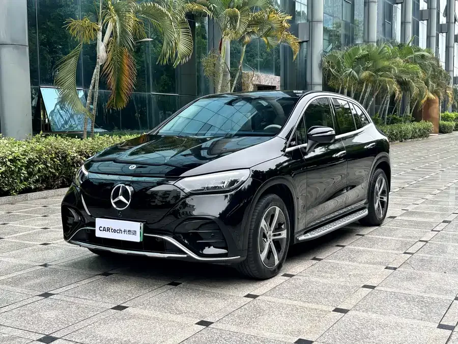 Mercedes Benz EQE SUV
