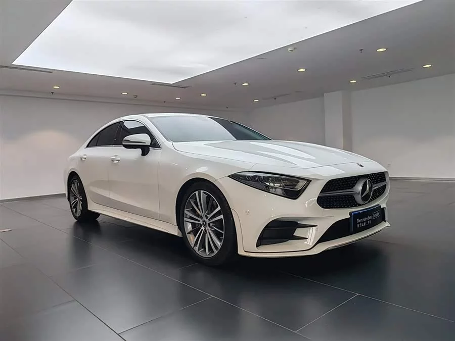 Mercedes Benz CLS