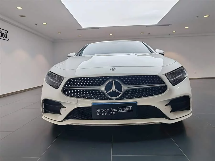 Mercedes Benz CLS