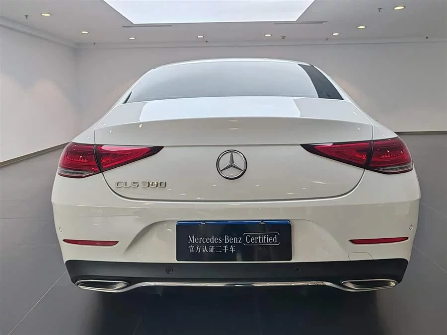 Mercedes Benz CLS