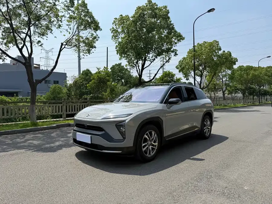 NIO ES6